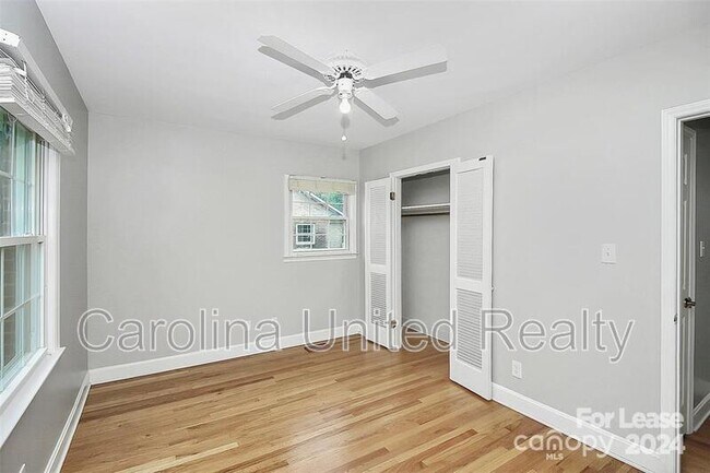 Building Photo - 6908 Lancer Dr
