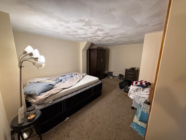 Building Photo - 15 Michael Rd