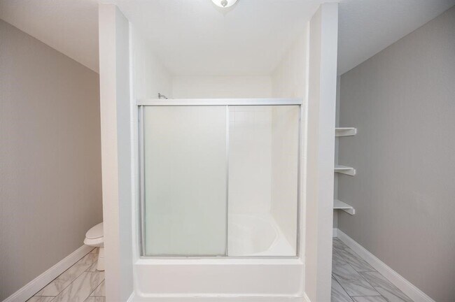 Building Photo - 7726 Galleon Field Ln