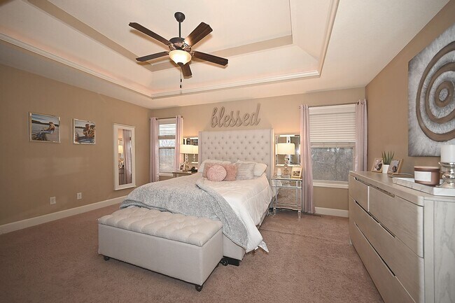 Building Photo - Beautiful 4 Bedroom, 3 Bath, Single Family...