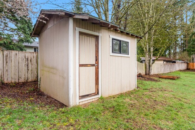 Building Photo - 3bd/1.75ba Mountlake Terrace Home