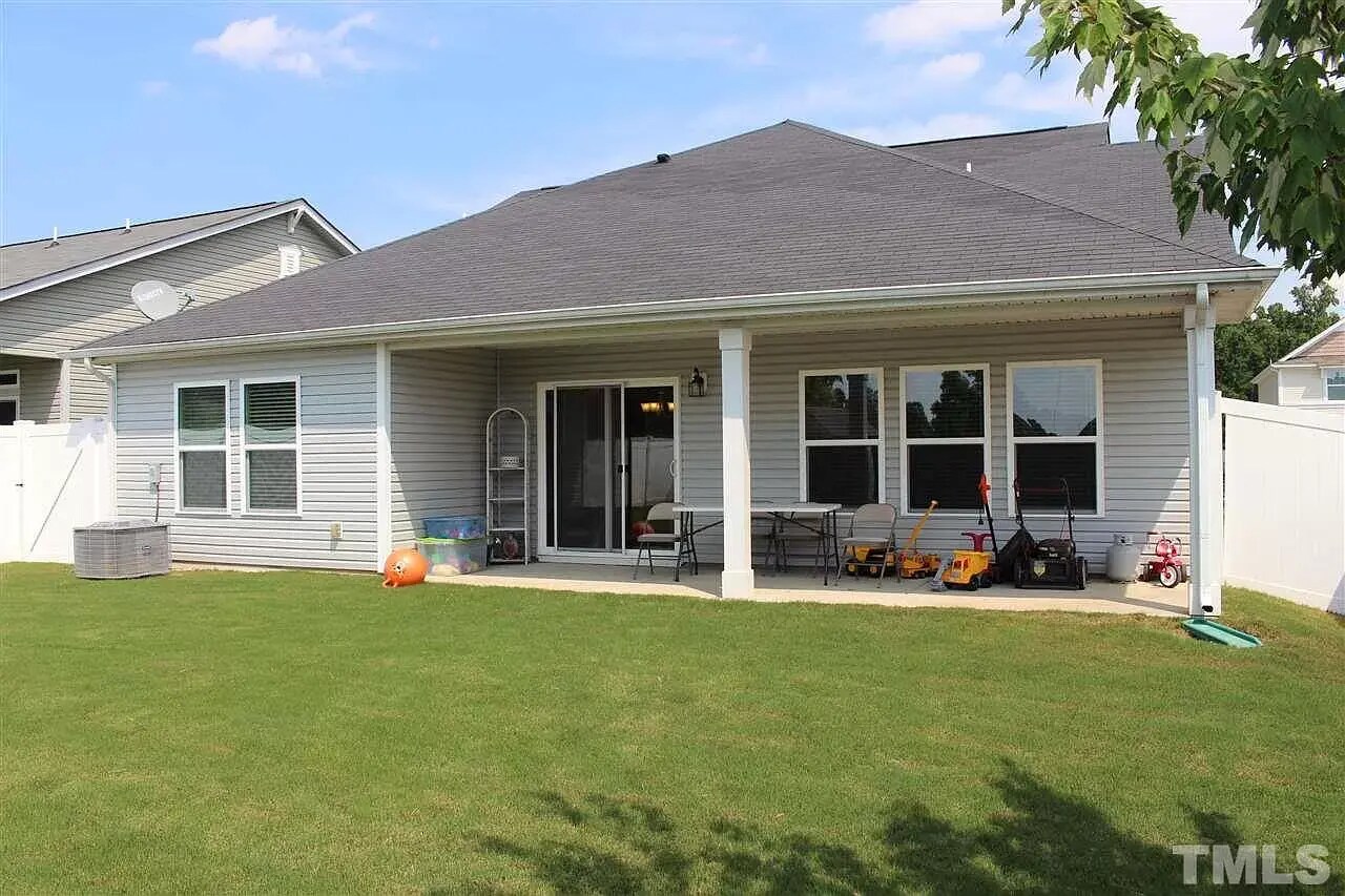 Building Photo - 944 Avondale Dr
