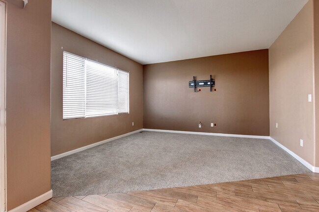 Building Photo - The Meadows of Castle Rock Ranch home w/finished basement & Mountain Views.