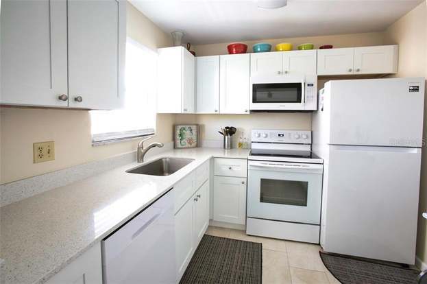 Building Photo - 4210 Ironwood Cir
