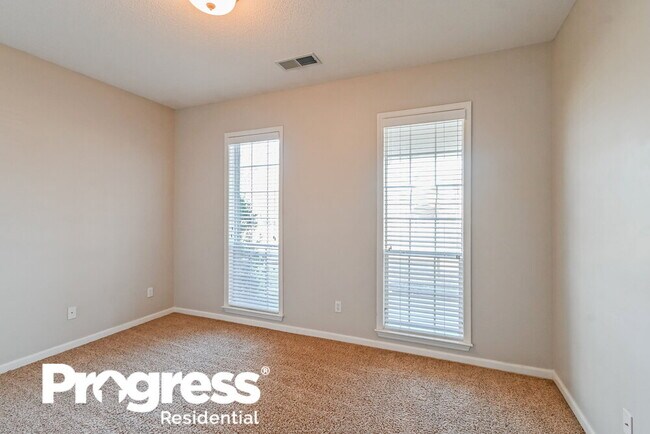 Building Photo - 4871 Stone Park Blvd