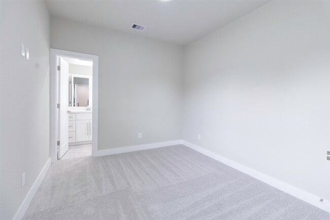 Building Photo - 9101 Noel St