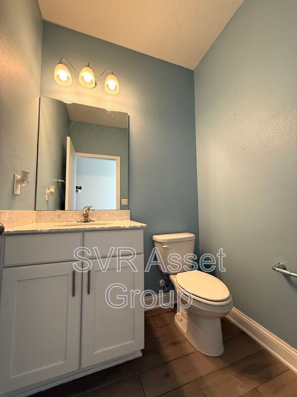 Building Photo - 152 Creekmore Dr