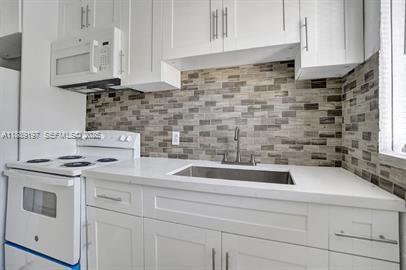 Building Photo - 10430 NW 5th Ave