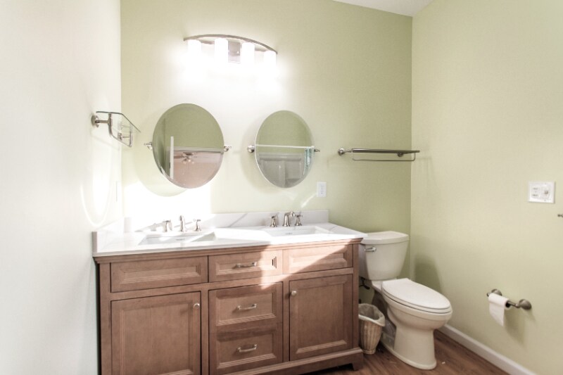 Building Photo - 4487 Straight Arrow Rd