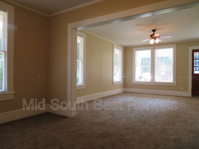 Building Photo - 843 N Perkins Rd