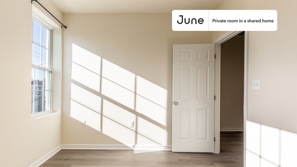 Building Photo - Room in Shared 4 bed/3.5 bath home