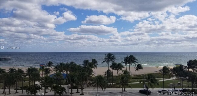 Building Photo - 111 N Pompano Beach Blvd