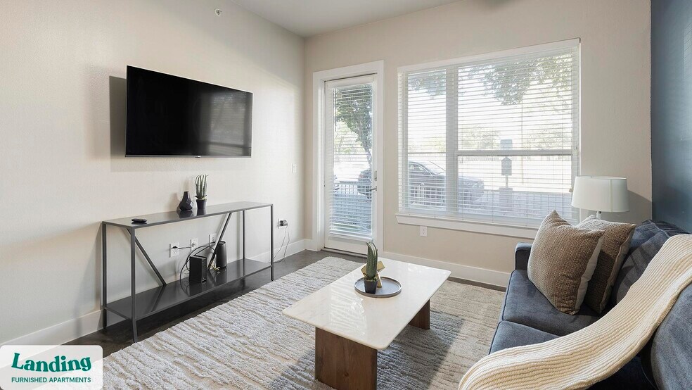 Building Photo - 3501 Ross Ave