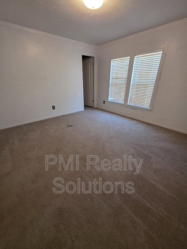 Building Photo - 31312 S 369th W Ave