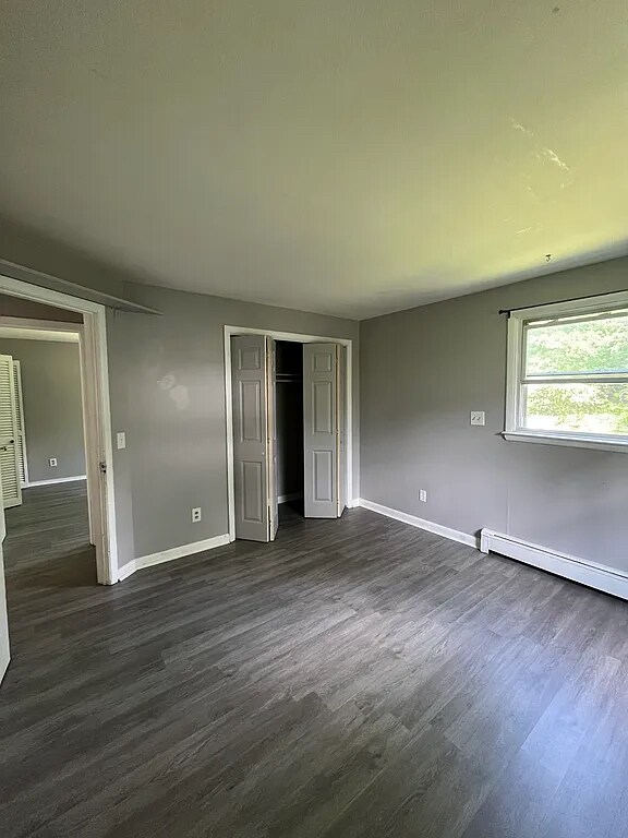 Building Photo - 122 Grace St