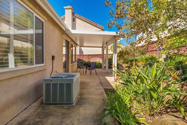 Building Photo - 575 Chesterfield Cir