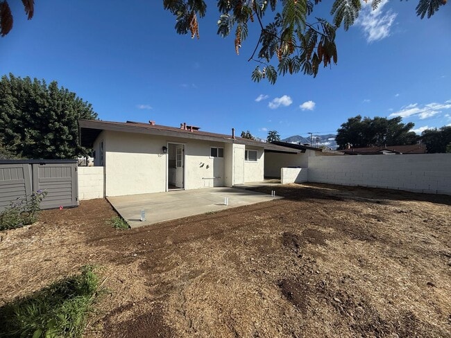 Building Photo - 12174 2nd St