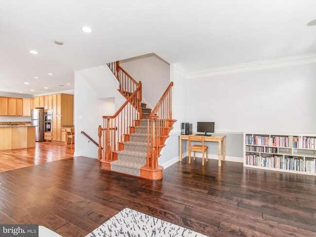 Building Photo - 25813 Mews Terrace