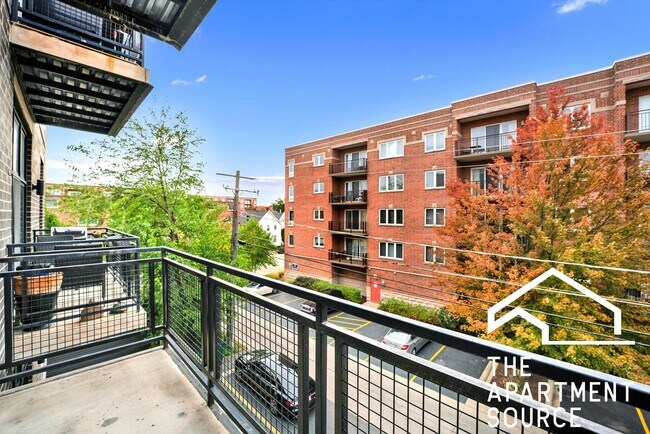 Building Photo - 1385 Brown St