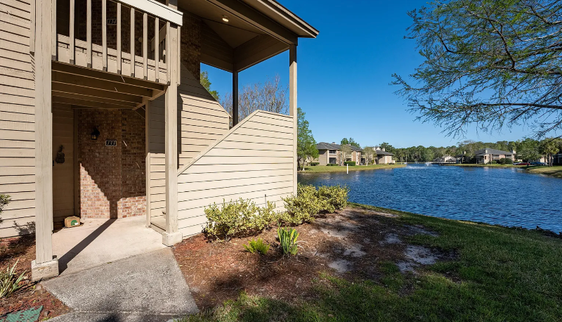 Building Photo - 10200 Belle Rive Blvd
