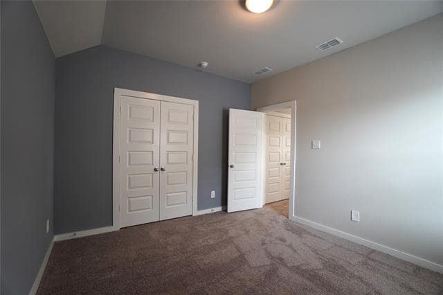 Building Photo - 2512 Green River Rd