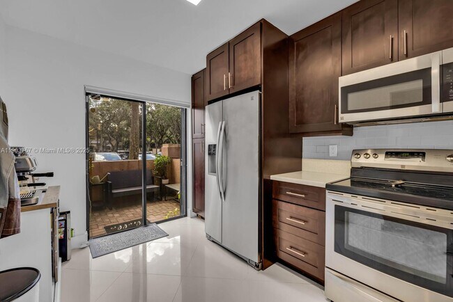 Building Photo - 10731 NW 14th St