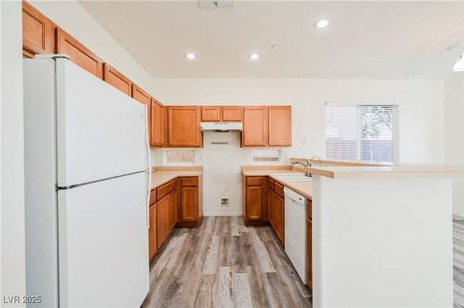 Building Photo - 7204 Rolling Shore Ct