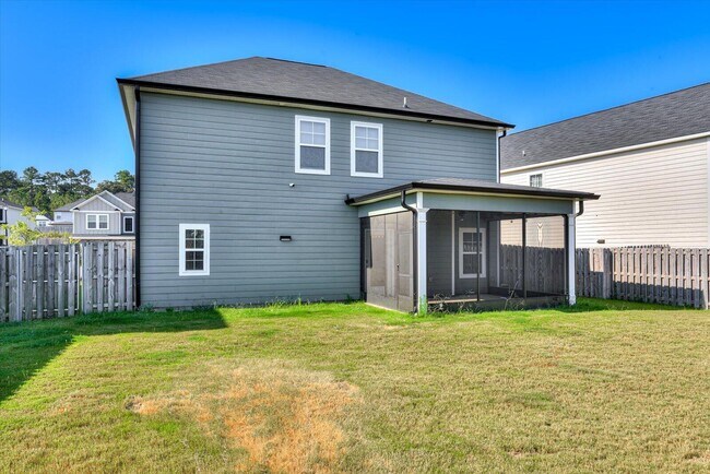 Building Photo - 627 Garland Trl