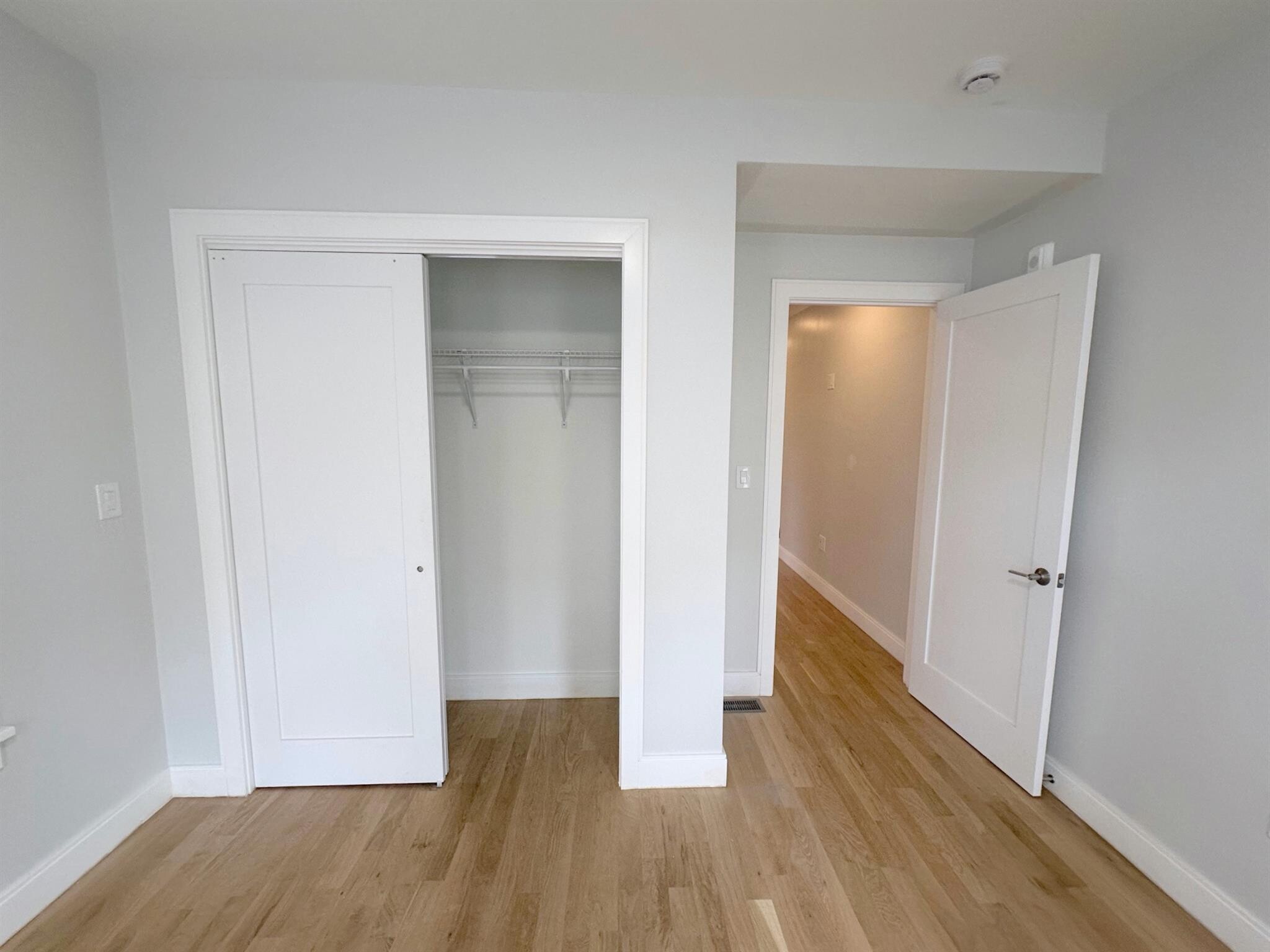 Building Photo - 33 Gore St