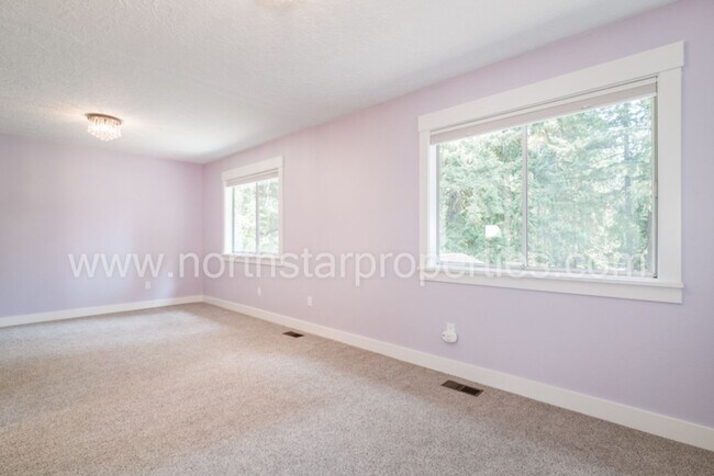 Building Photo - Newly Remodeled Lake Oswego Traditional