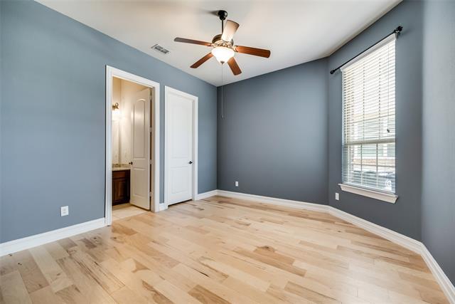 Building Photo - 950 Park Ridge Dr