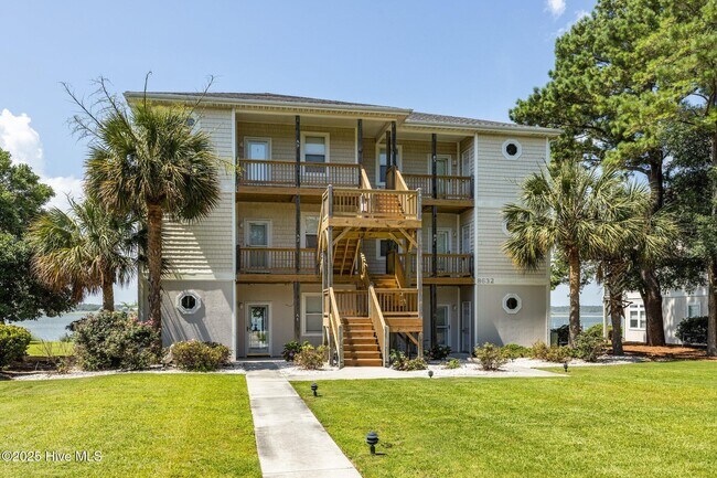 Building Photo - 8632 Sound Dr