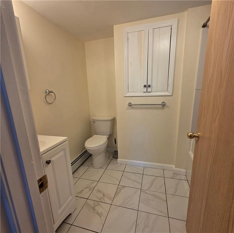 Building Photo - 765 S County Trail