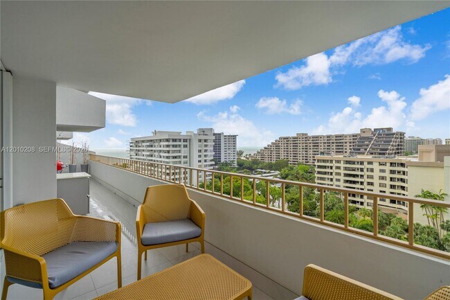 Building Photo - 155 Ocean Ln Dr