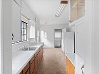 Building Photo - Affordable 2 Bedroom House