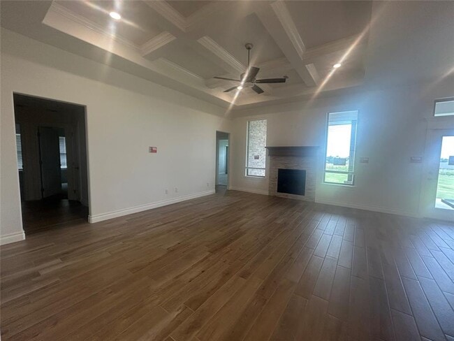 Building Photo - 545 Mustard Seed