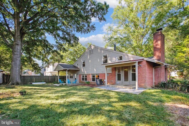Building Photo - 8509 Cyrus Pl