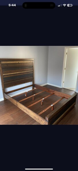 Building Photo - 2425 Cypress Ct