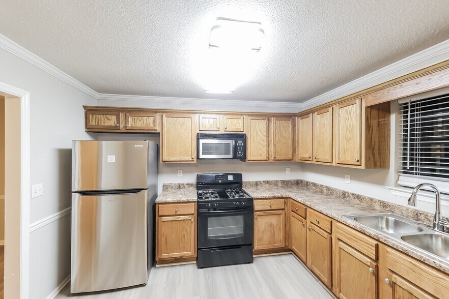 Building Photo - 5808 Christon Cir