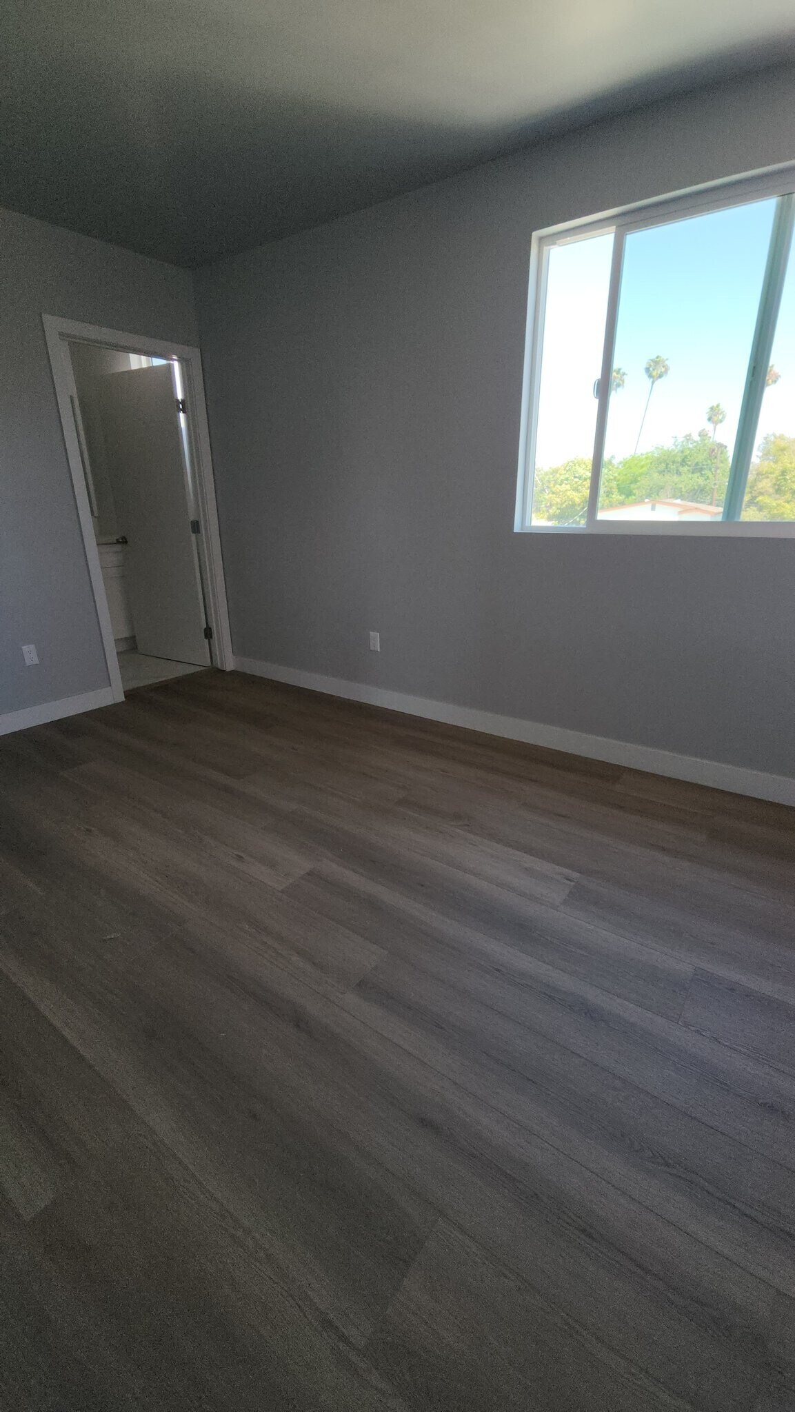 Building Photo - 2401 Redondo Blvd