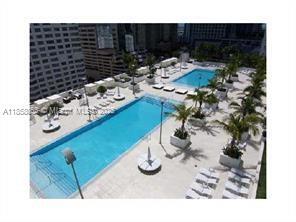 Building Photo - 950 Brickell Bay Dr
