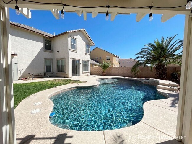 Building Photo - 2913 Big Mountain Ave