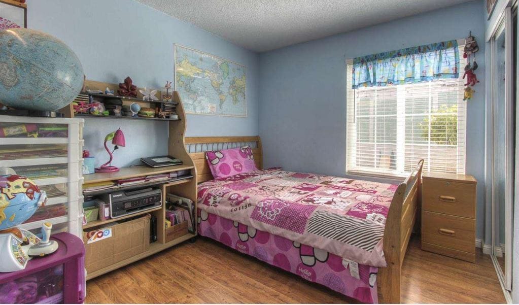 Building Photo - 3900 Lake Mead Dr