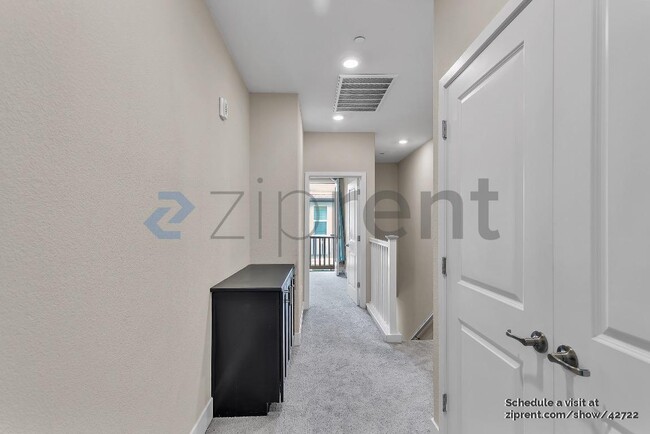 Building Photo - 4086 Kinsale St