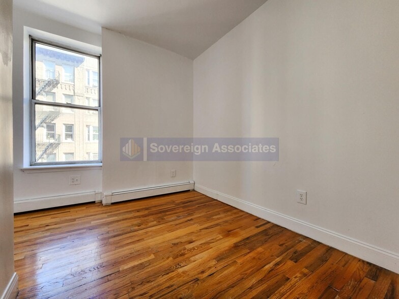 Building Photo - 376 W 127th St