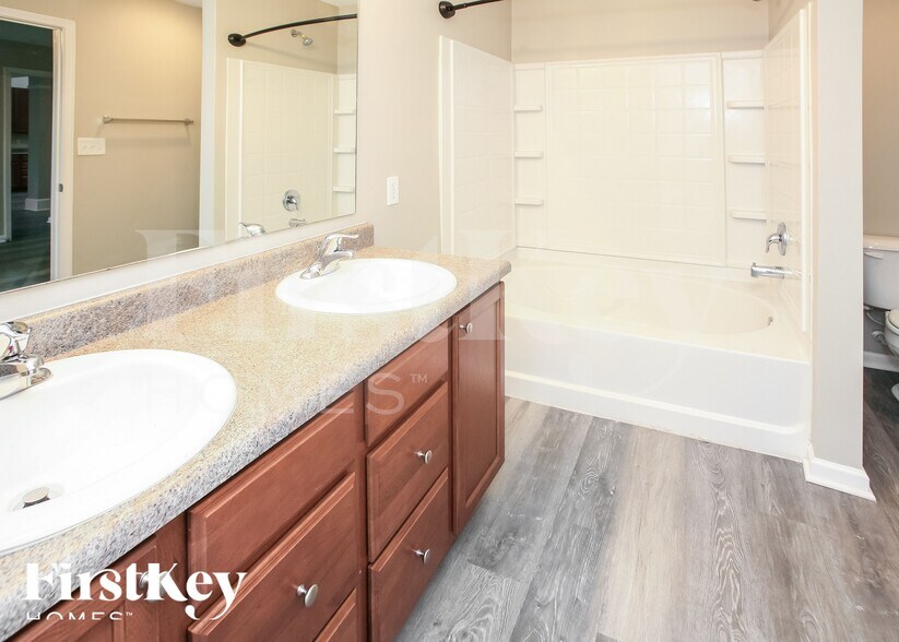 Building Photo - 11235 Funny Cide Dr