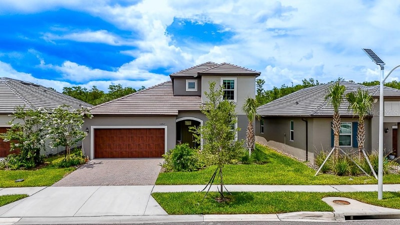 Primary Photo - 10367 Banyan Breeze Blvd