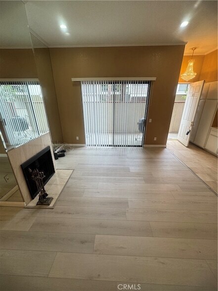 Building Photo - 10201 Mason Ave