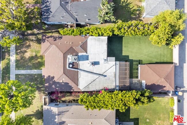 Building Photo - 5450 Bevis Ave
