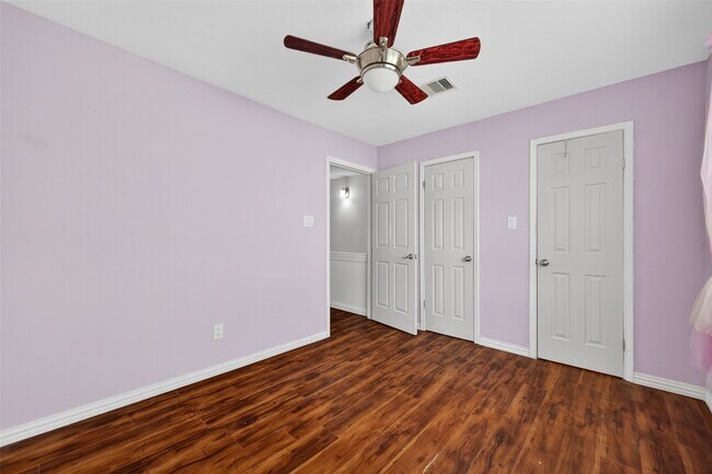 Building Photo - 1701 Upland Dr